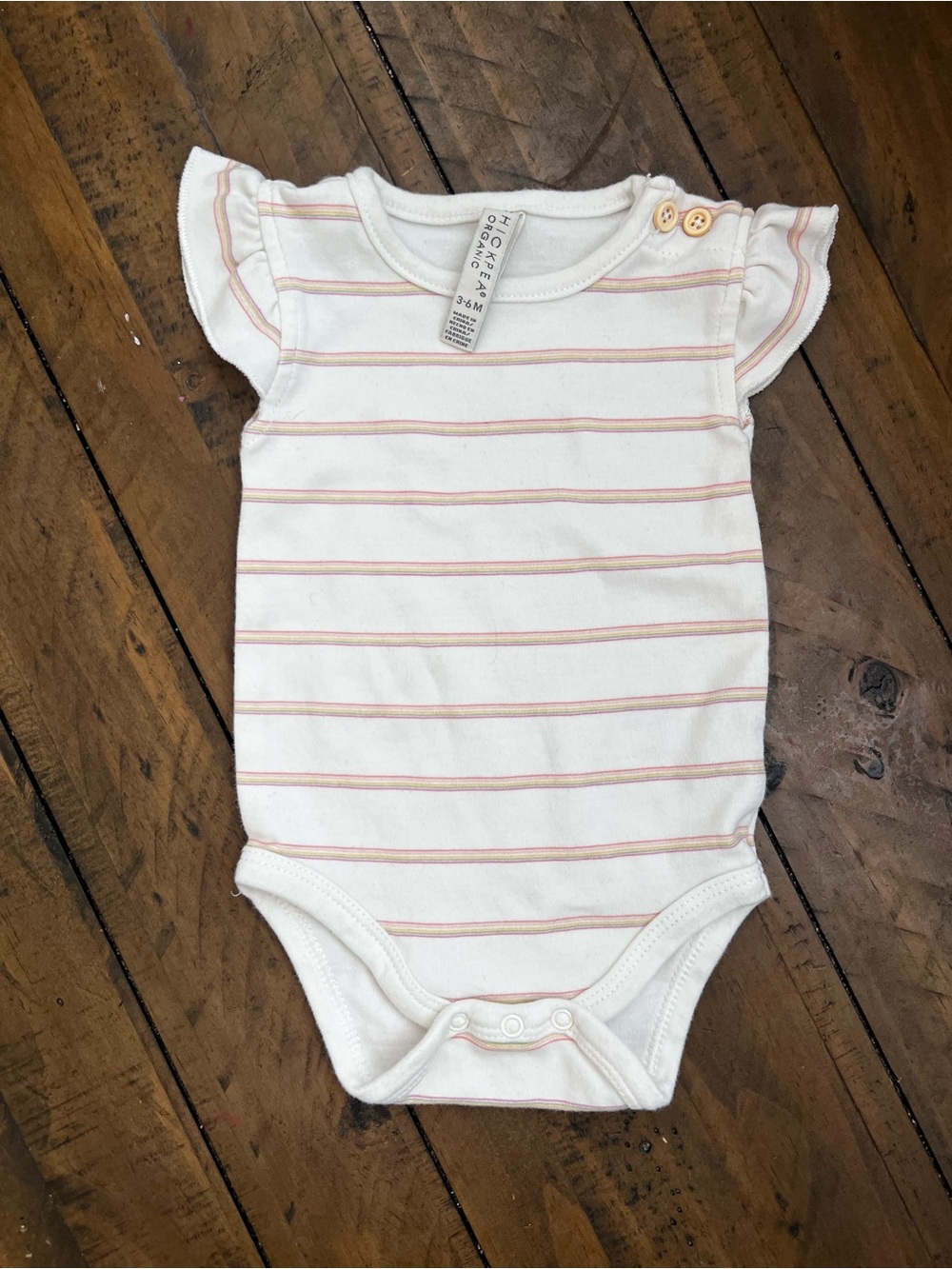 Chickpea Organic Striped Bodysuit in White & Pink Baby 3-6M Like New